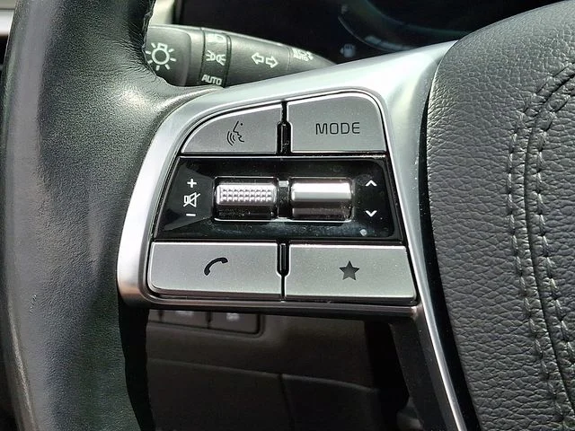Used 2024 Black Kia EX X-Line image 24