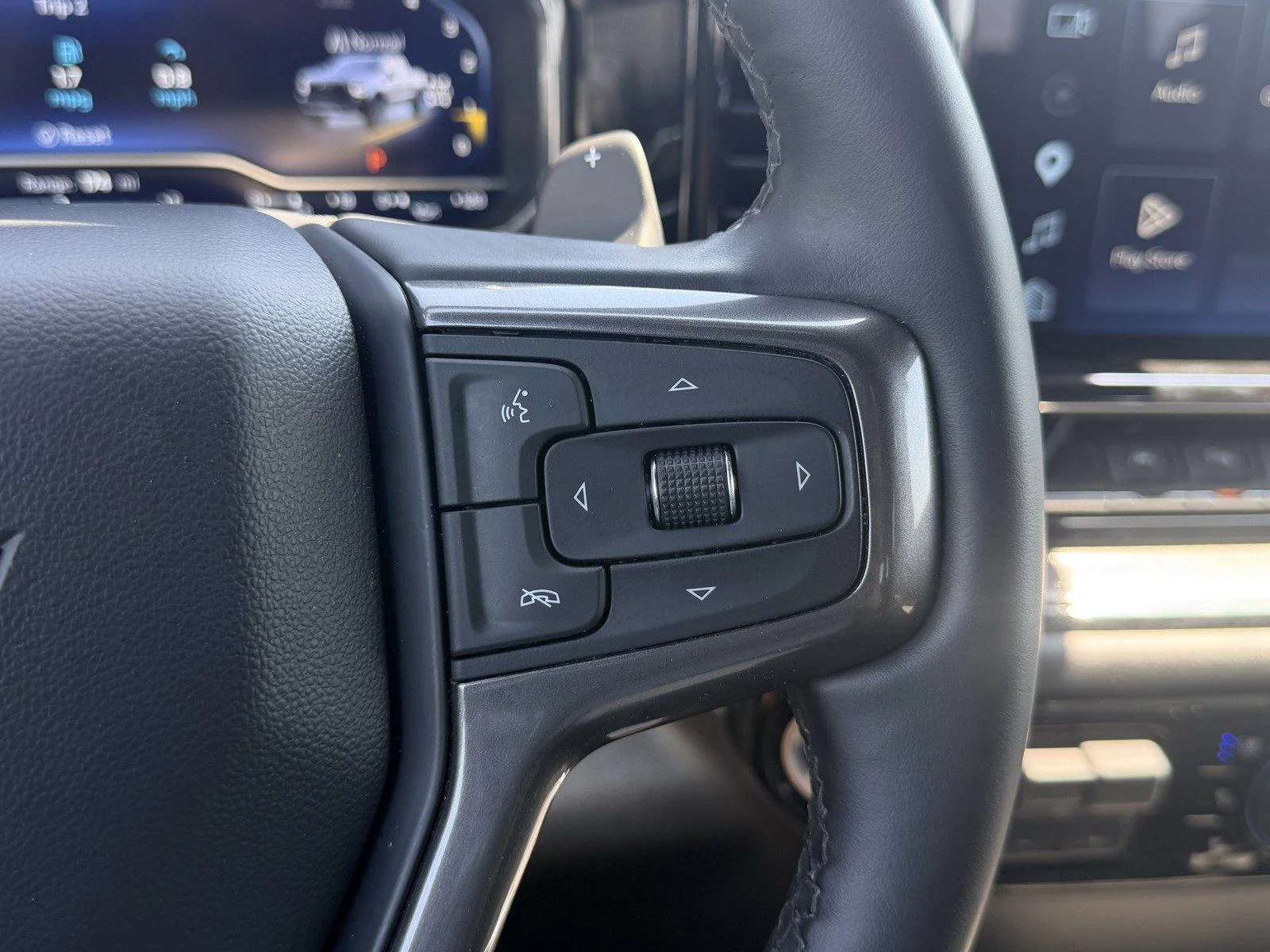 Used 2025 Cypress Gray Chevrolet ZR2 image 24
