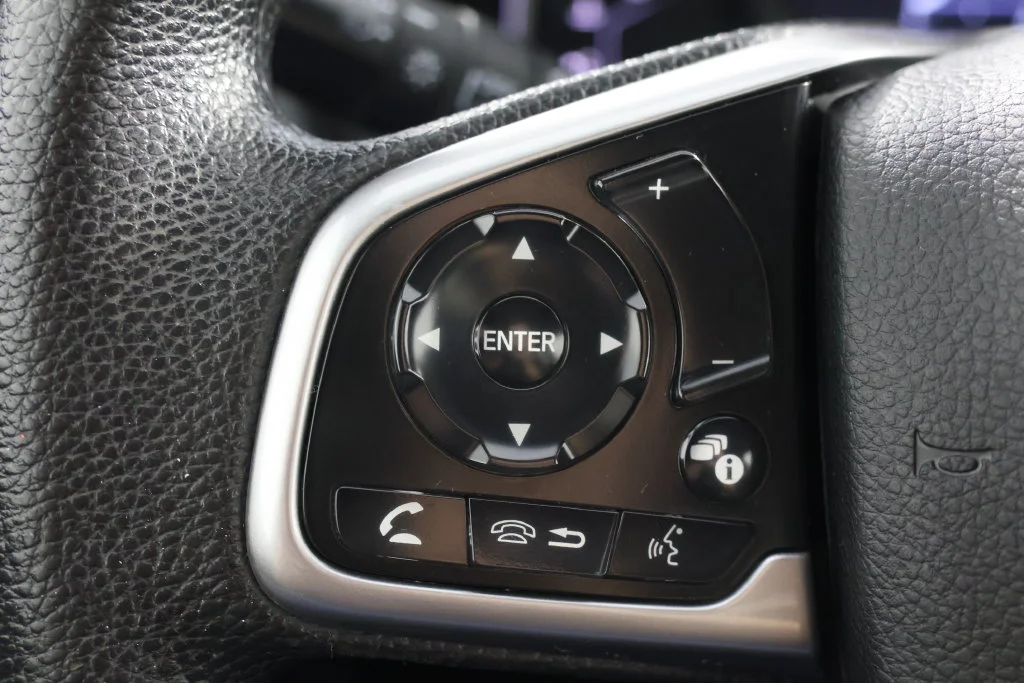 Used 2021  Honda EX image 11