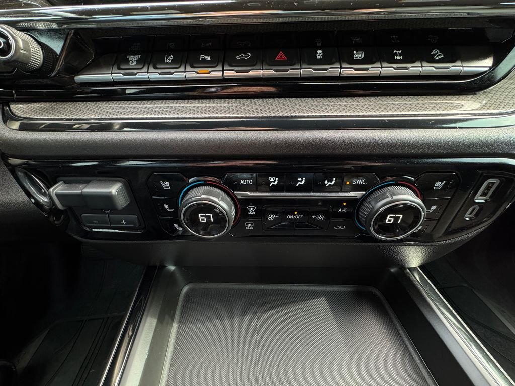 Used 2024 Sterling Gray Metallic Chevrolet ZR2 image 25
