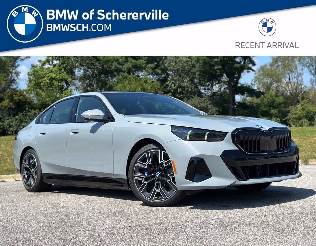 New 2027 Brooklyn Grey Metallic BMW 550e xDrive image 1