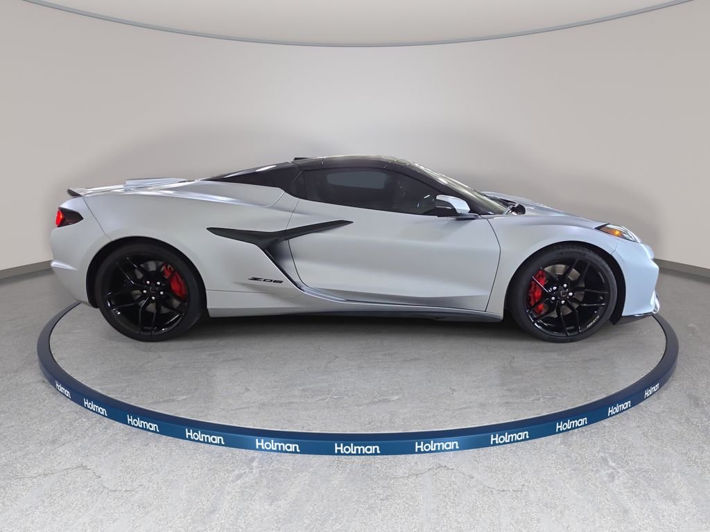 Used 2026 Blade Silver Metallic Chevrolet Z06 image 6