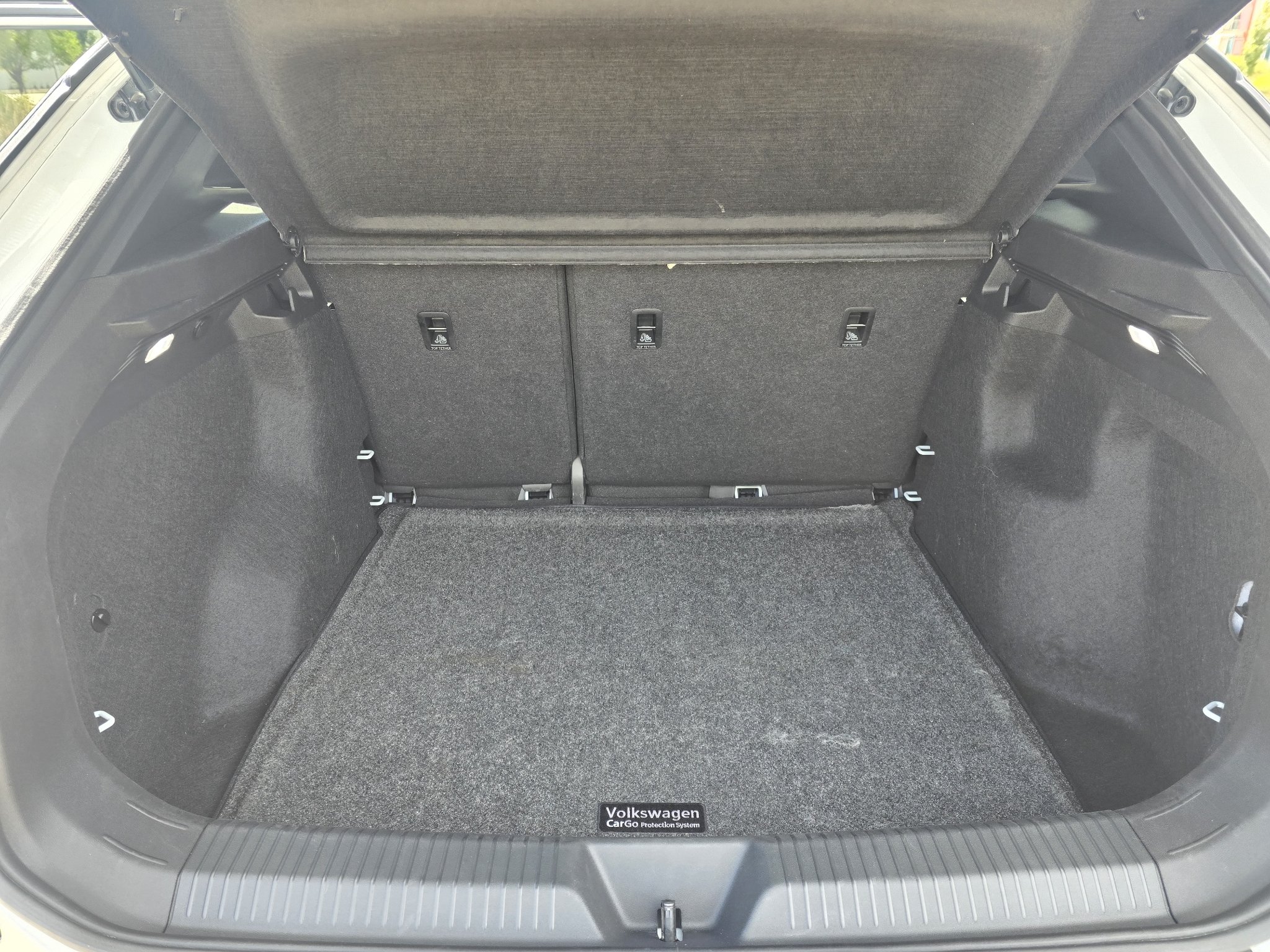 Used 2024 Pure White Volkswagen Standard image 28