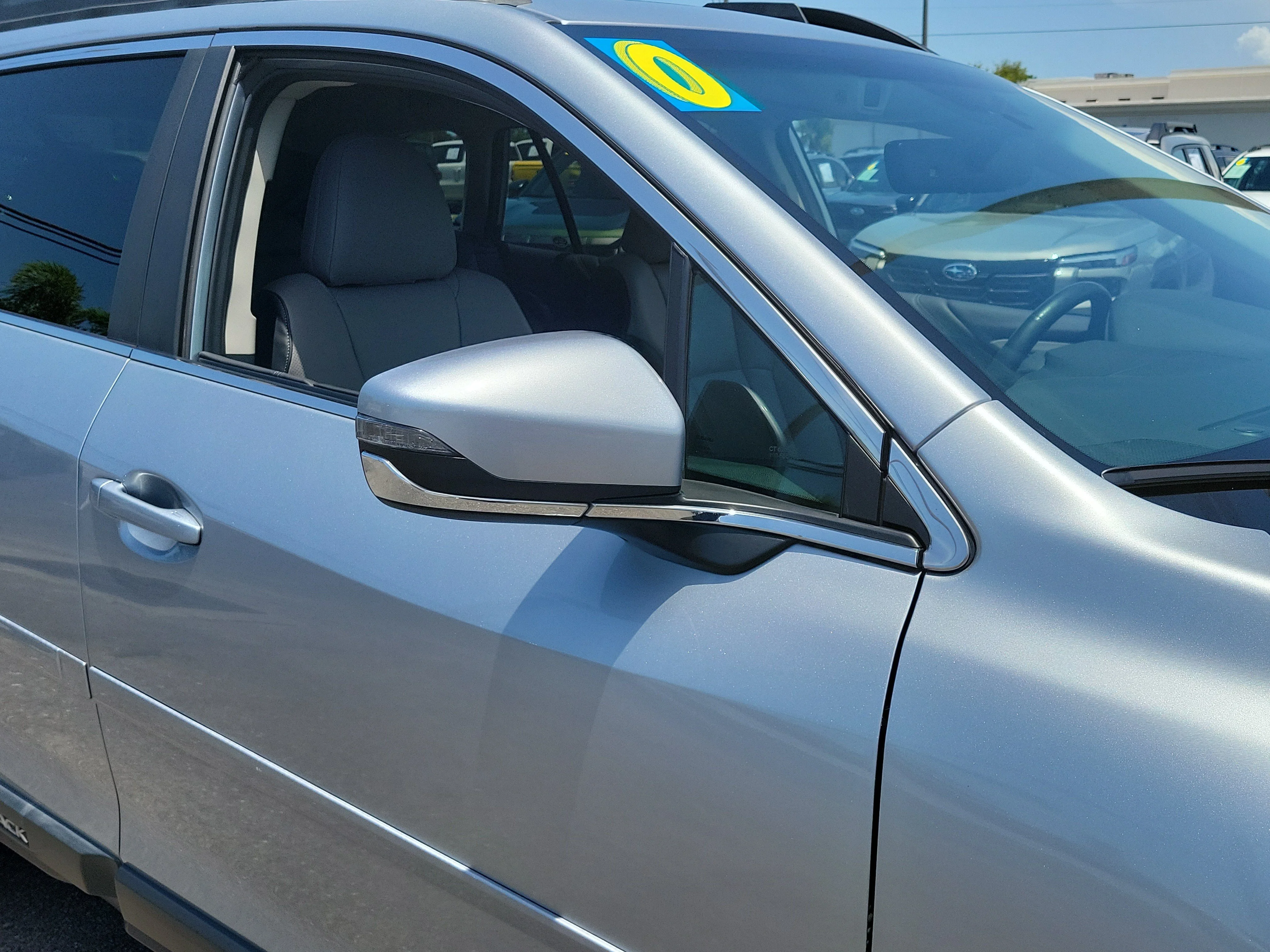 Used 2020 Ice Silver Metallic Subaru Limited image 9