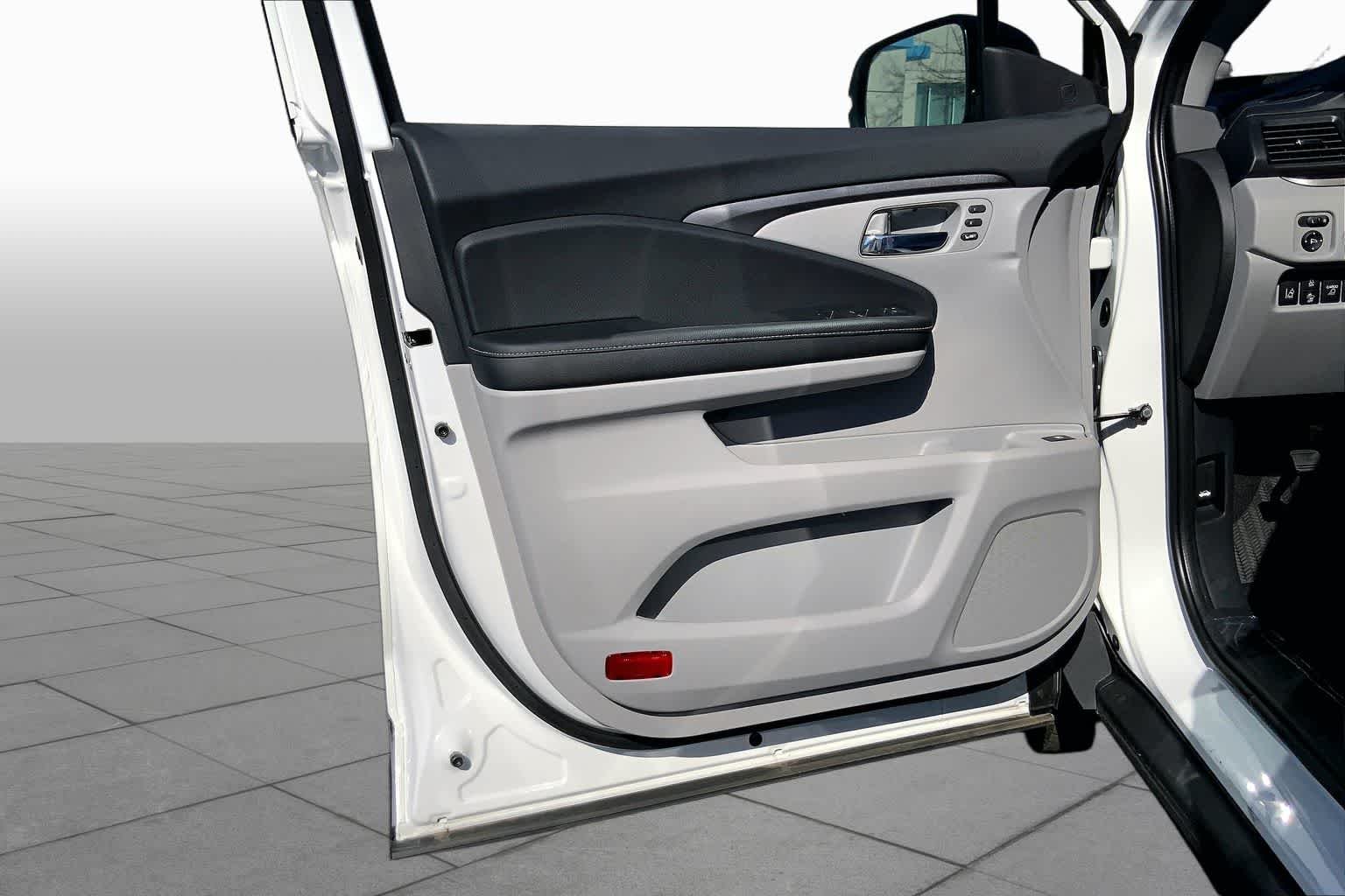 2026 Honda Ridgeline RTL - Photo 10