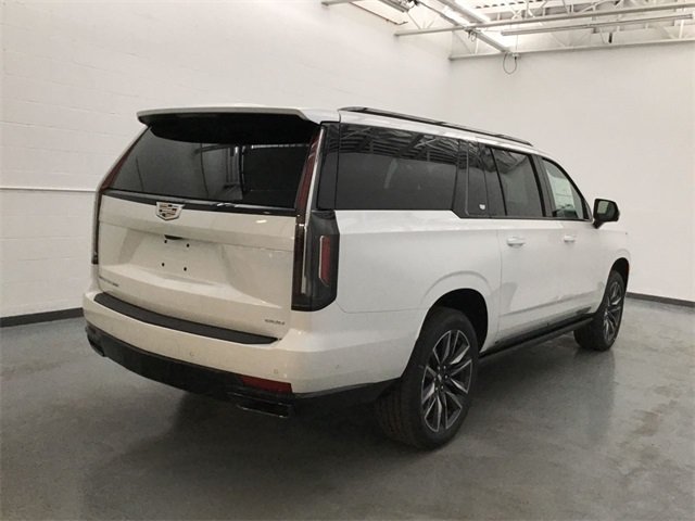 2021 Cadillac Escalade ESV Sport photo 4