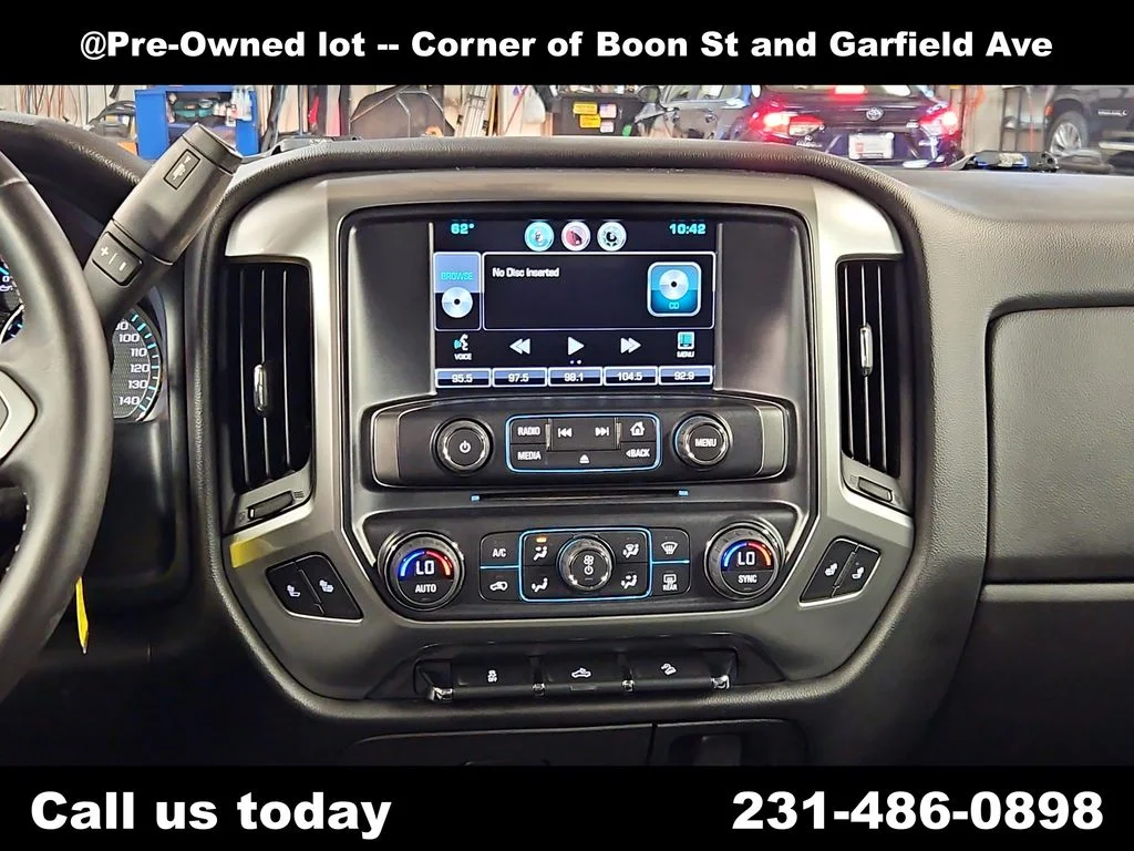 Used 2015 Blue Chevrolet LT image 19