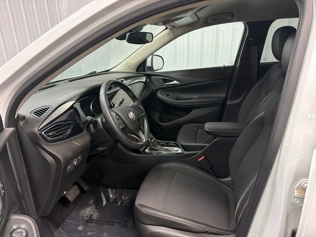 Used 2020 White Buick Preferred image 28