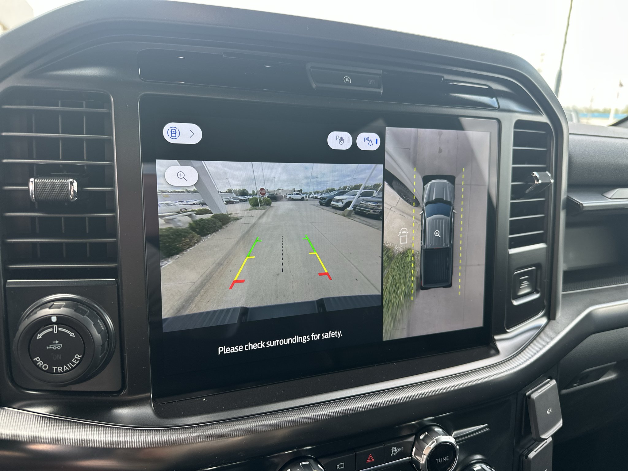 New 2026 Avalanche Ford Lariat® image 24