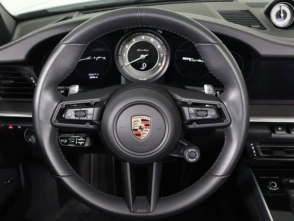 Used 2023 Chalk Porsche Turbo image 43