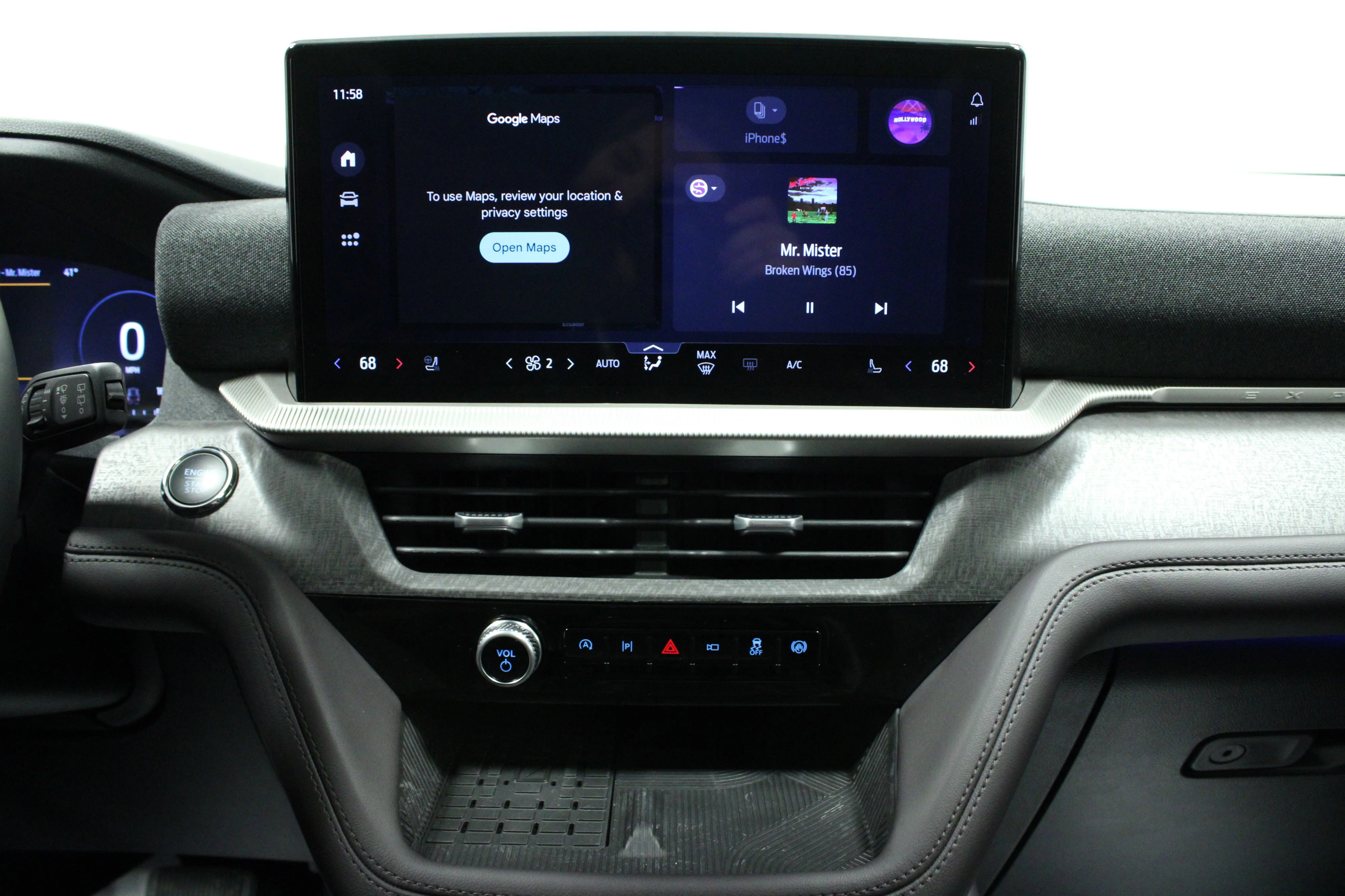 Used 2025 Gray Metallic Ford Platinum image 23
