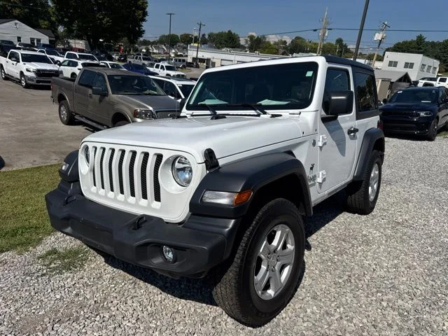 Used 2019 White Jeep Sport S image 3