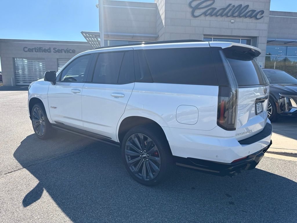 Used 2025 White Cadillac V-Series image 5