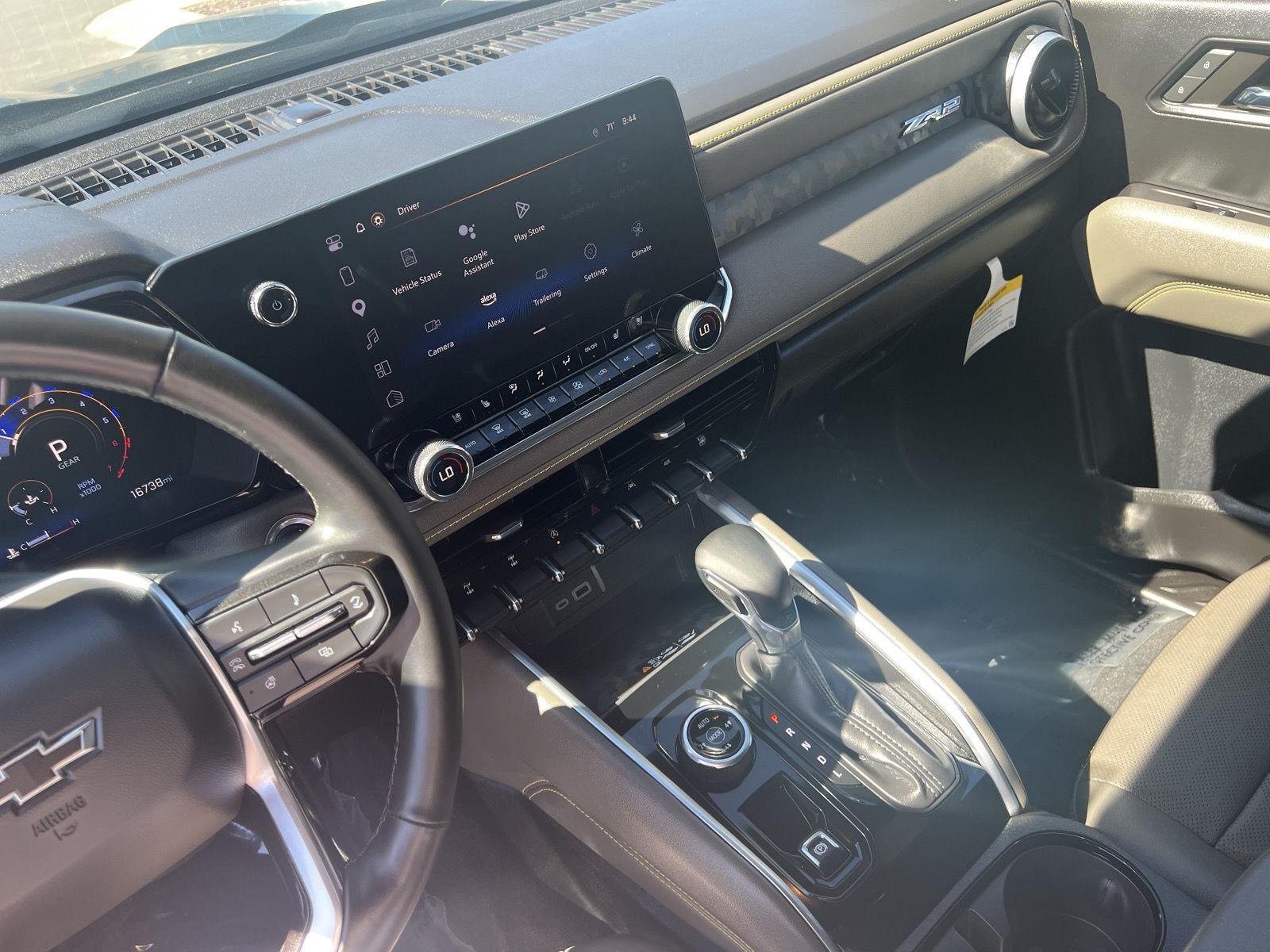 2024 Chevrolet Colorado ZR2 - Photo 28