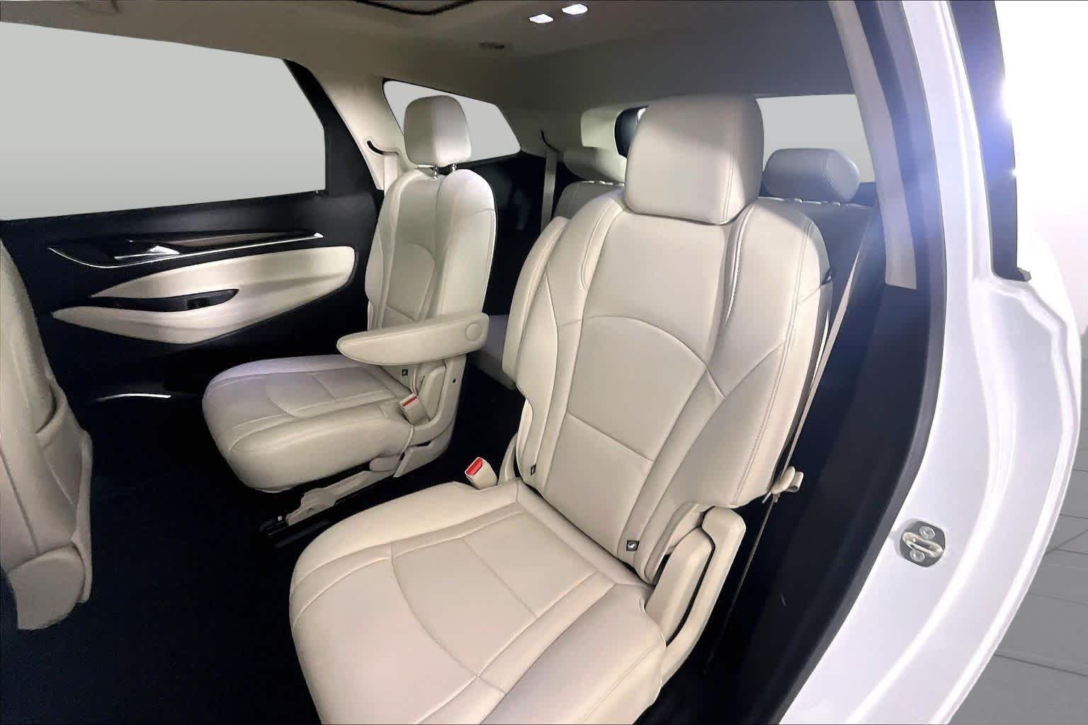 2023 Buick Enclave Essence - Photo 18