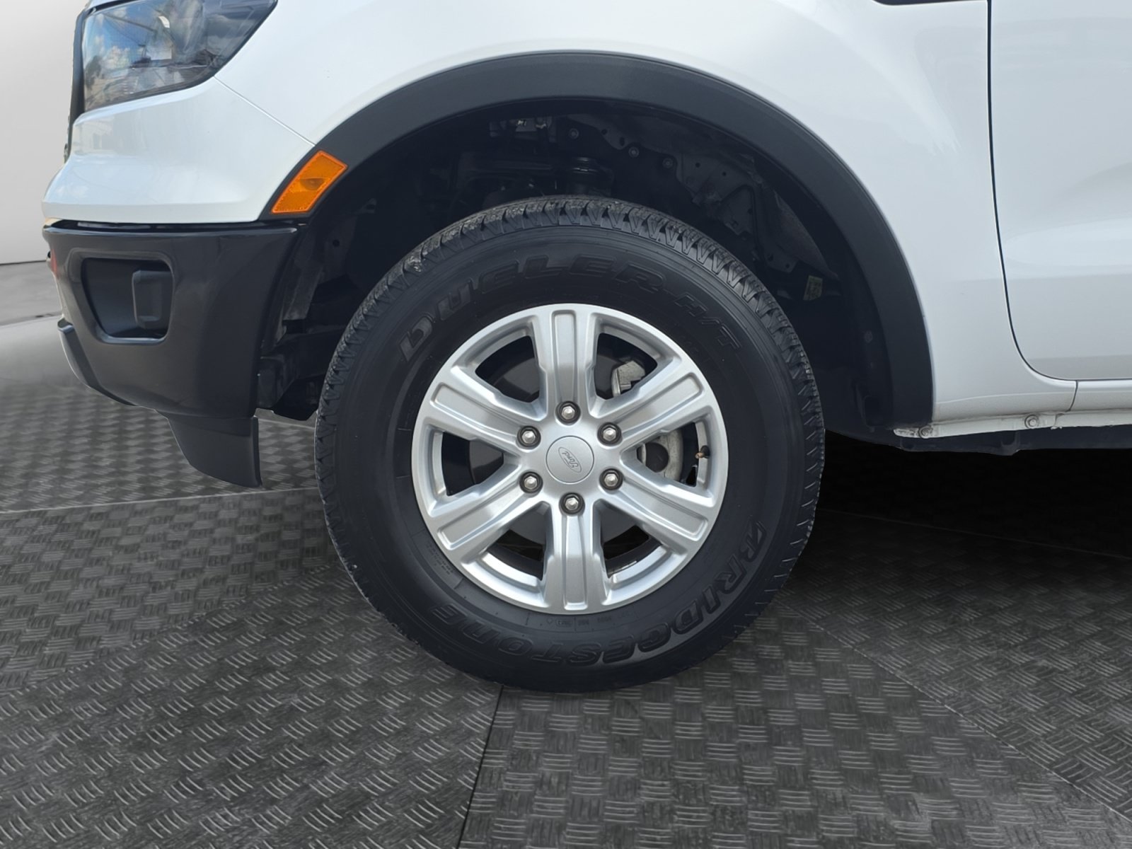 Used 2023 White Ford XL image 9