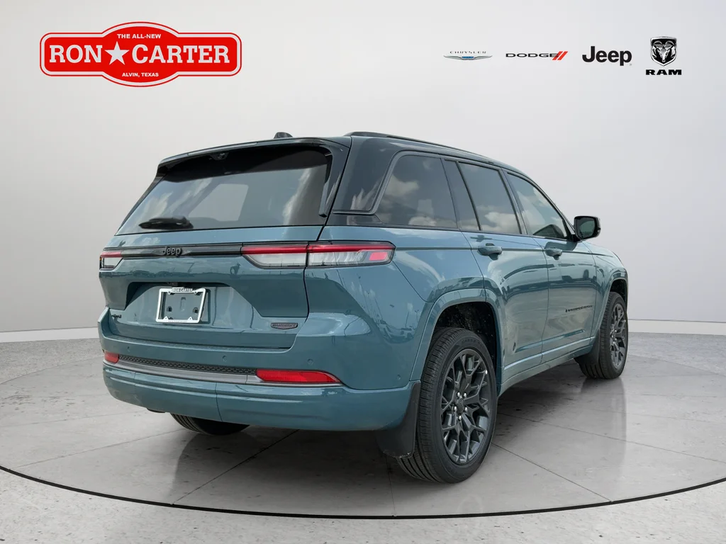 New 2026 Steel Blue Exterior Paint Jeep Summit image 6