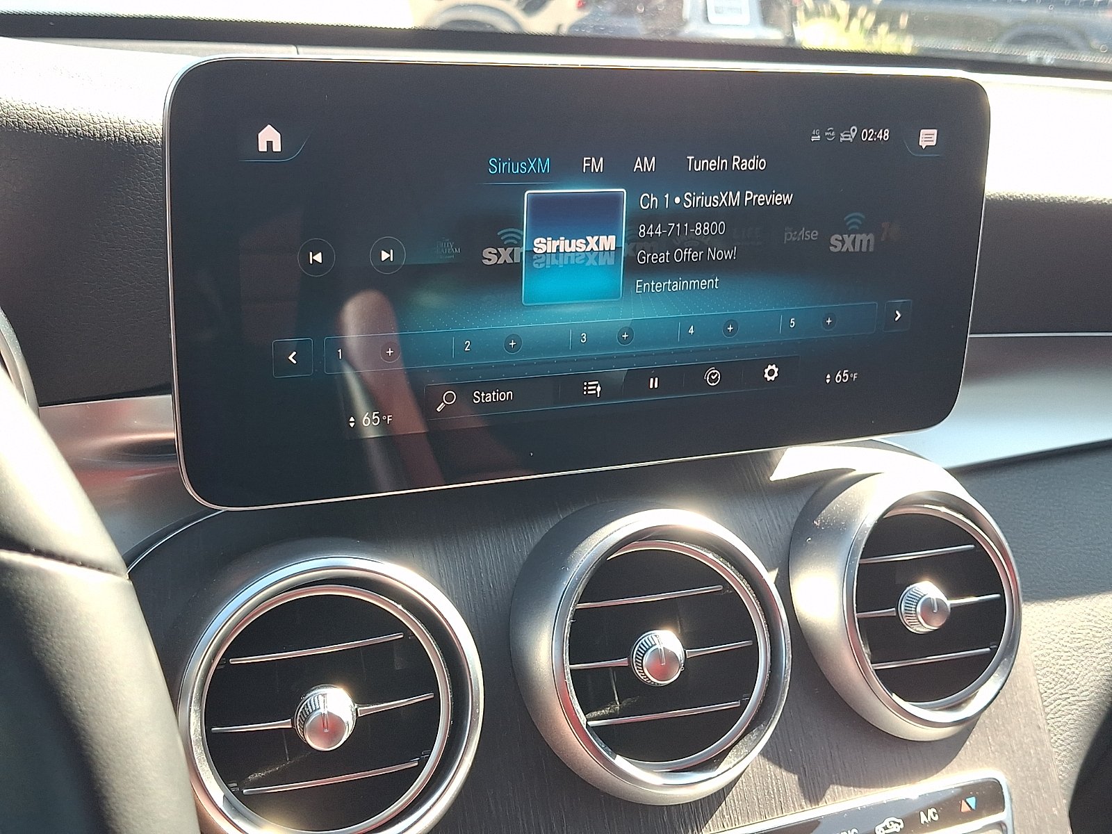 Certified Used 2021 Graphite Gray Metallic Mercedes-Benz 4MATIC® image 17