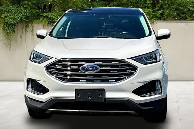 Used 2019 Ford Edge Titanium with VIN 2FMPK4K94KBB72976 for sale in Beachwood, OH