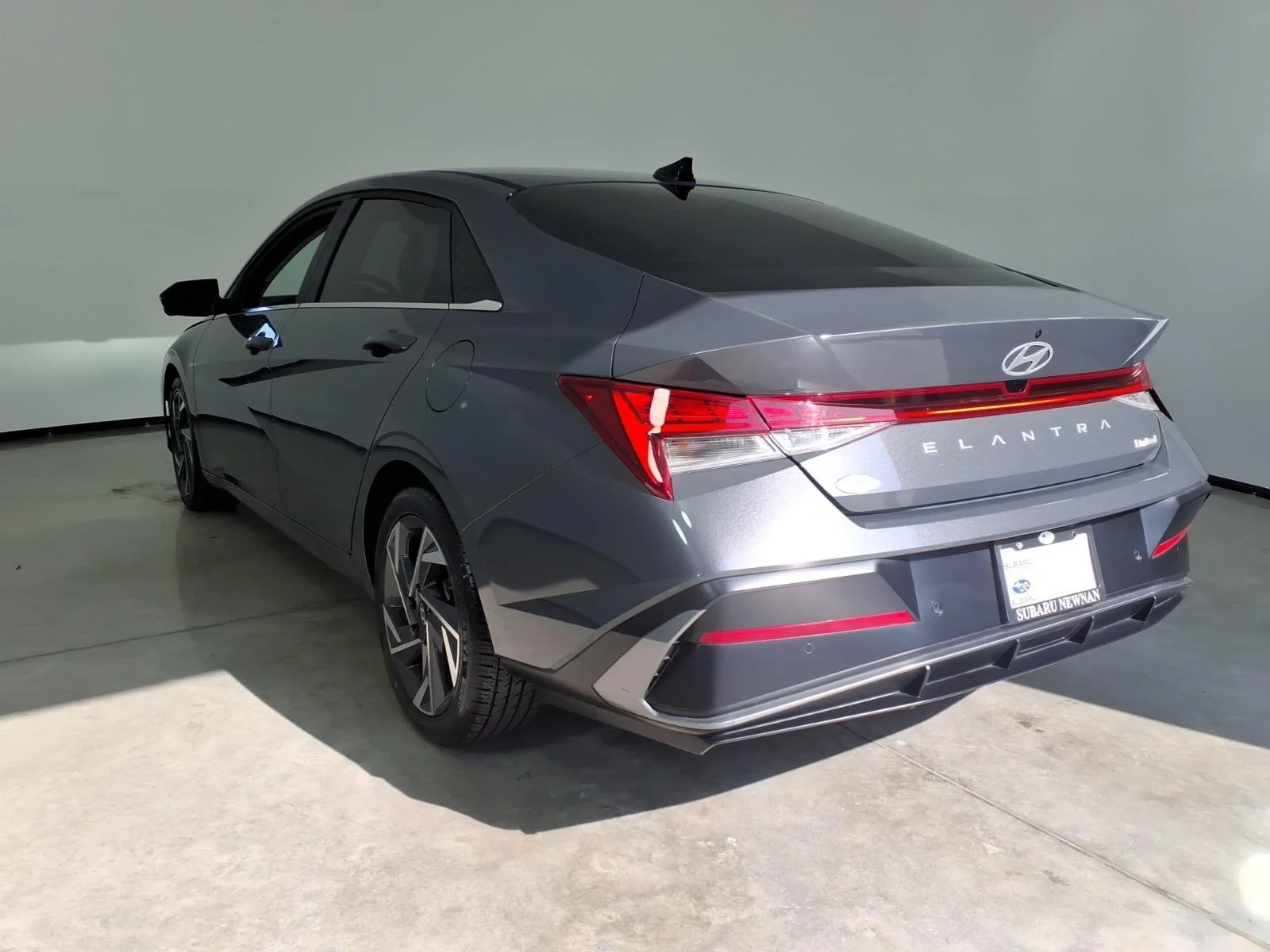 Used 2024 Ecotronic Gray Hyundai Limited image 21