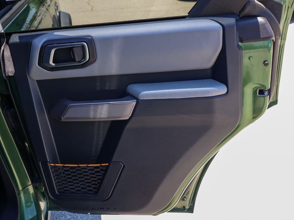 Used 2023 Green Ford Badlands image 17