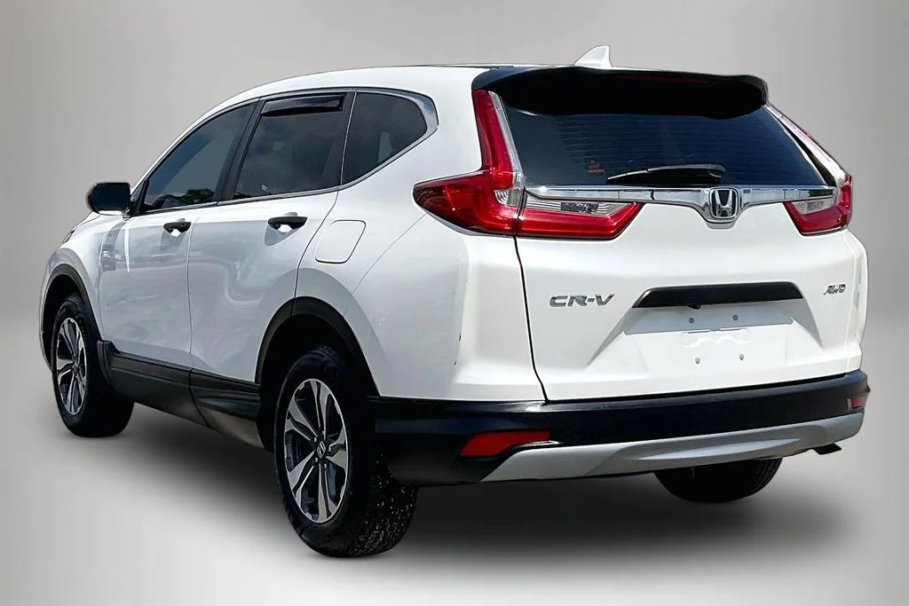 Used 2018  Honda LX image 4