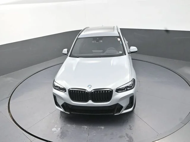 Used 2024 Gray BMW xDrive30i image 24