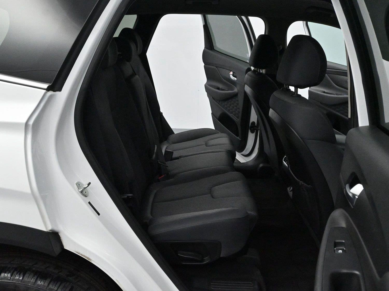 Used 2023 Serenity White Pearl Hyundai SEL image 32
