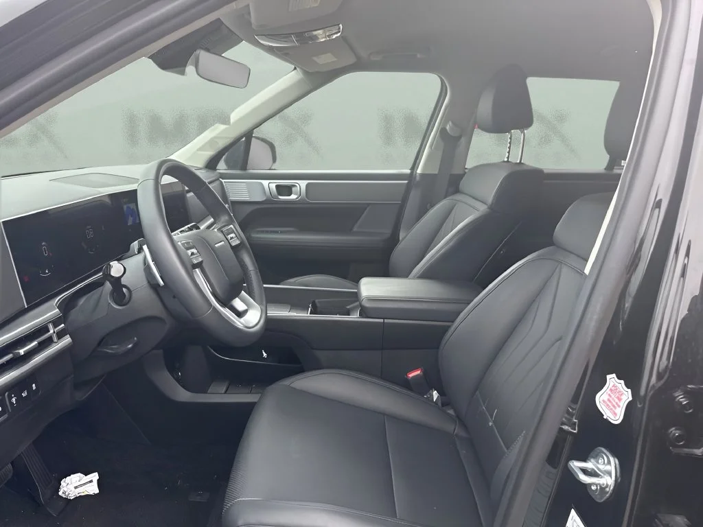 Used 2026 Black Hyundai SEL image 46