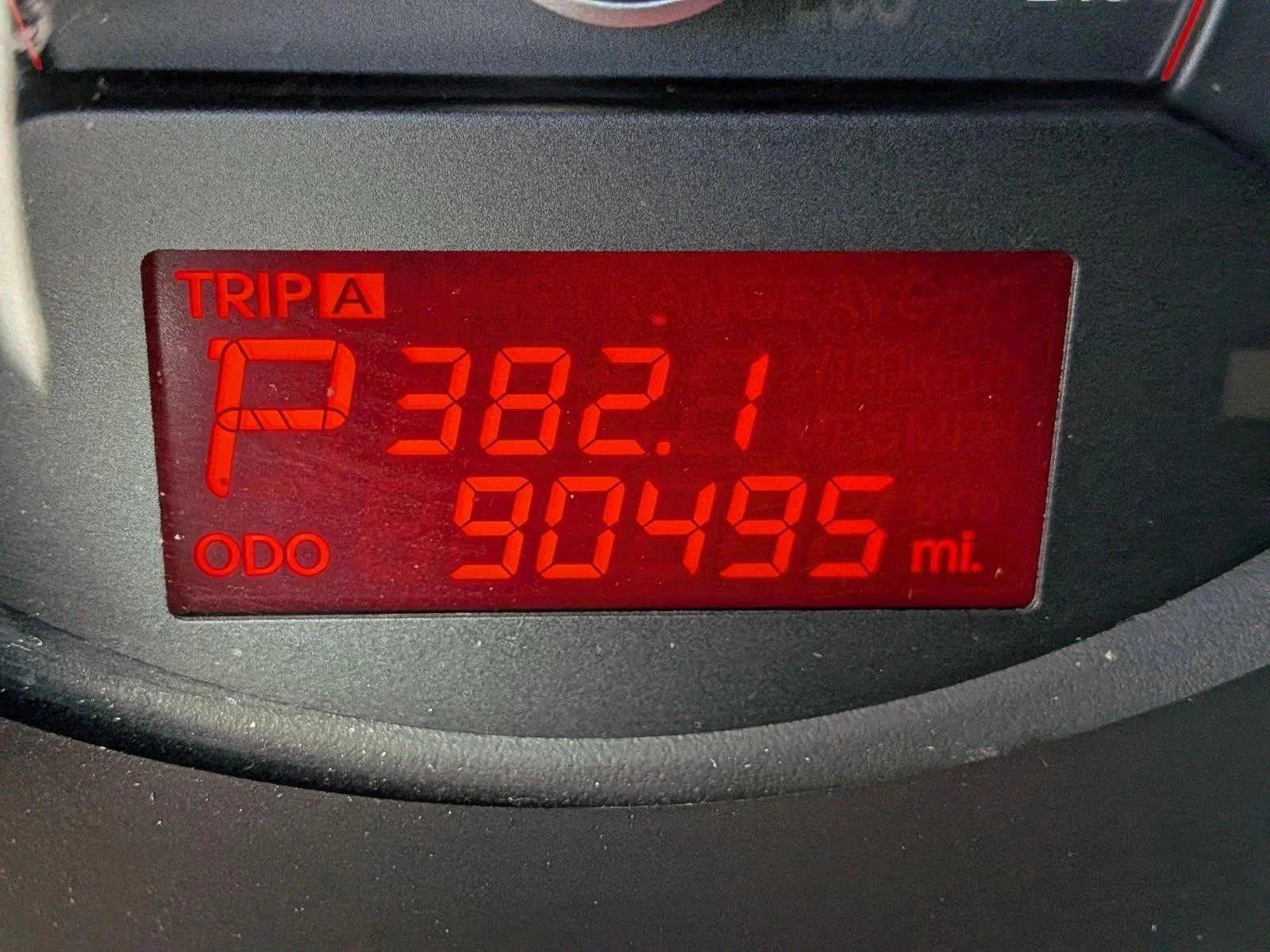 Used 2013 Titanium Silver Kia LX image 11