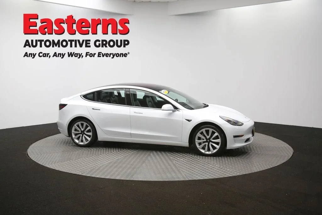 Used 2018 White Tesla Long Range image 45