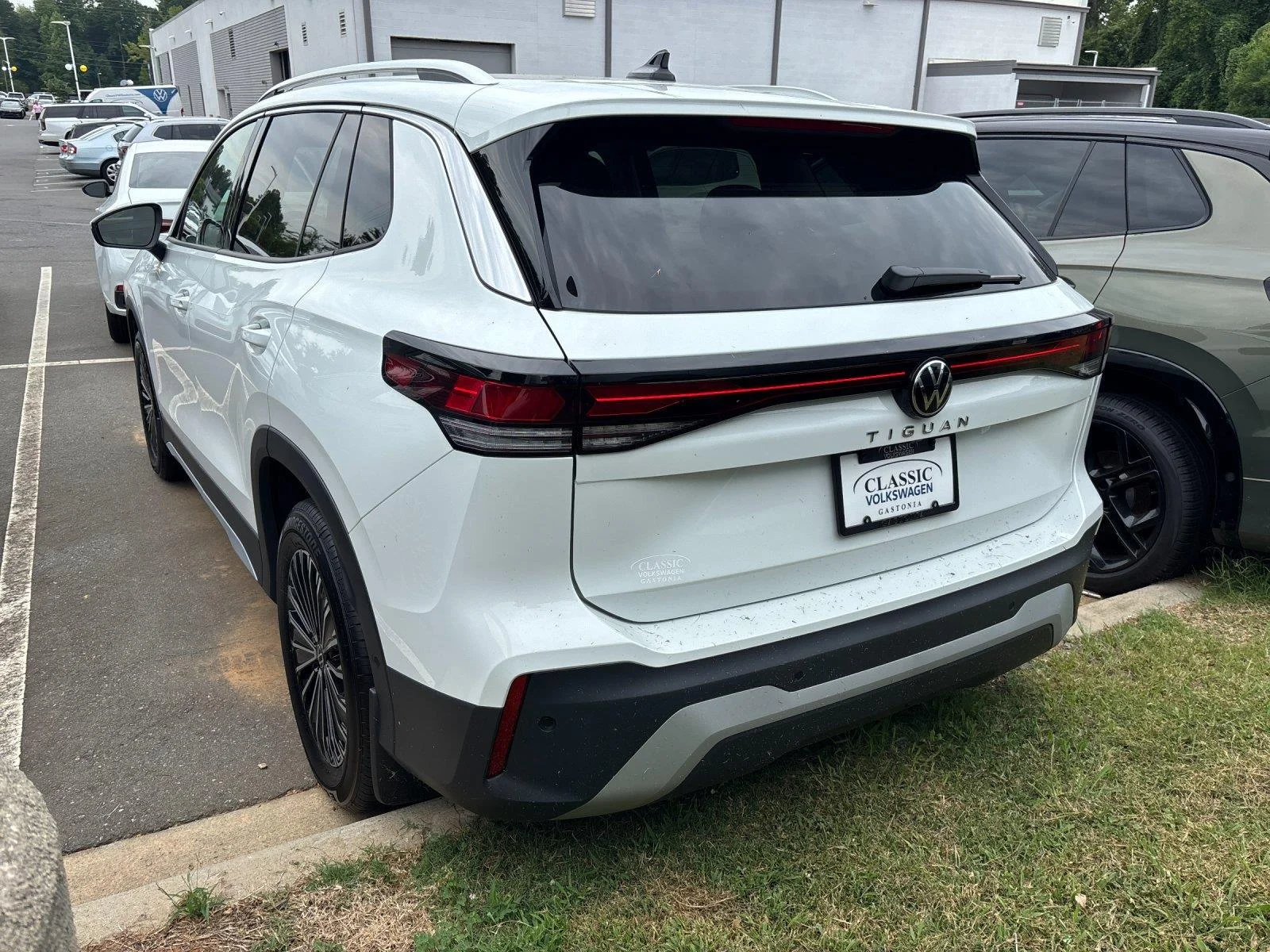 New 2026 Pure White Volkswagen S image 3