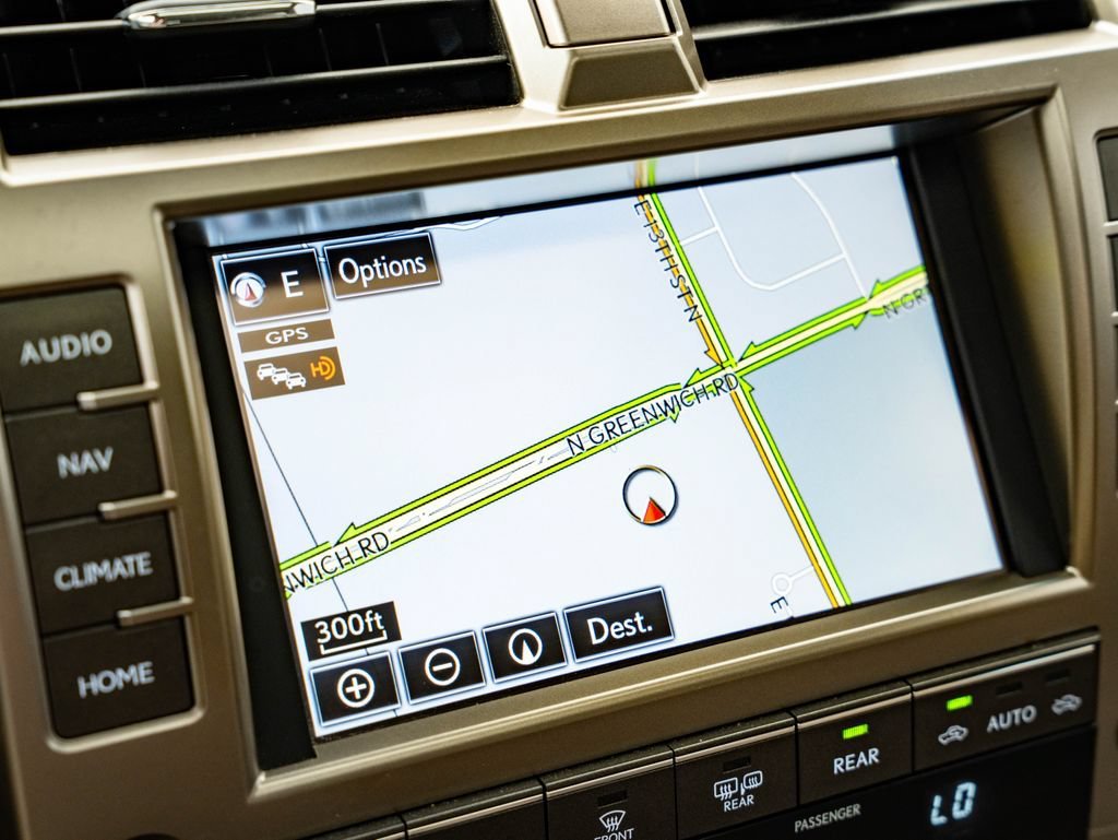 Used 2021 Onyx Black Lexus 460 Premium image 31