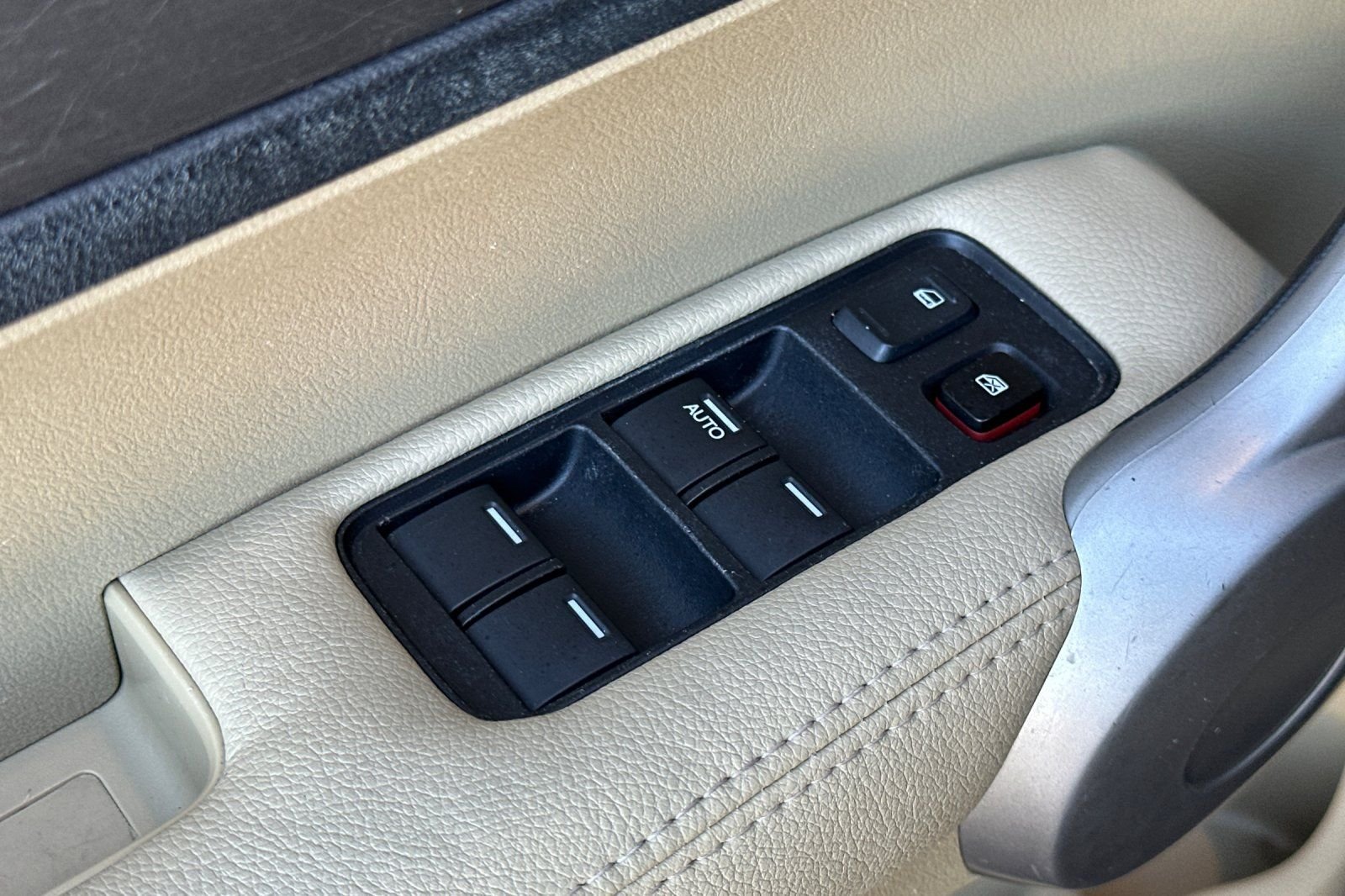Used 2007  Honda EX-L image 12