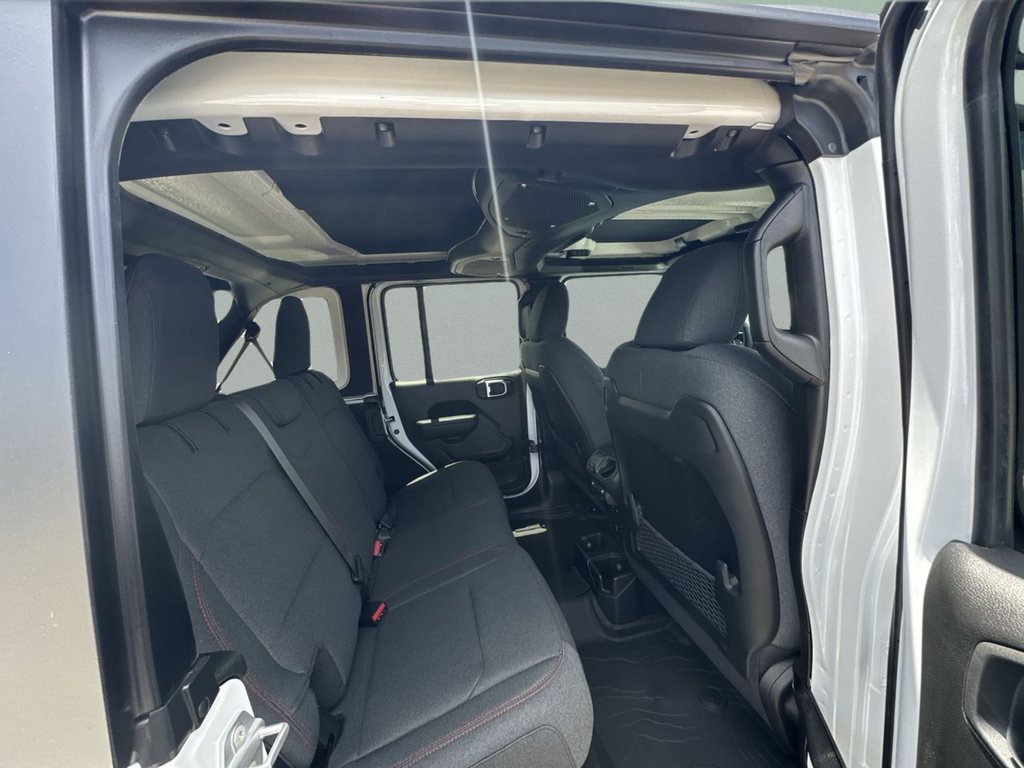 New 2026 Bright White Clearcoat Jeep Rubicon image 34