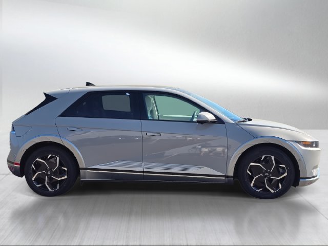 2024 Hyundai IONIQ 5 Limited - Photo 2