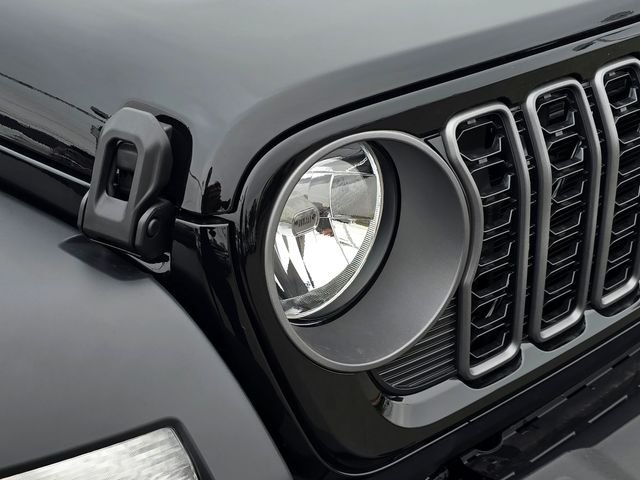 New 2026 Black Clear-Coat Exterior Paint Jeep Sport image 22