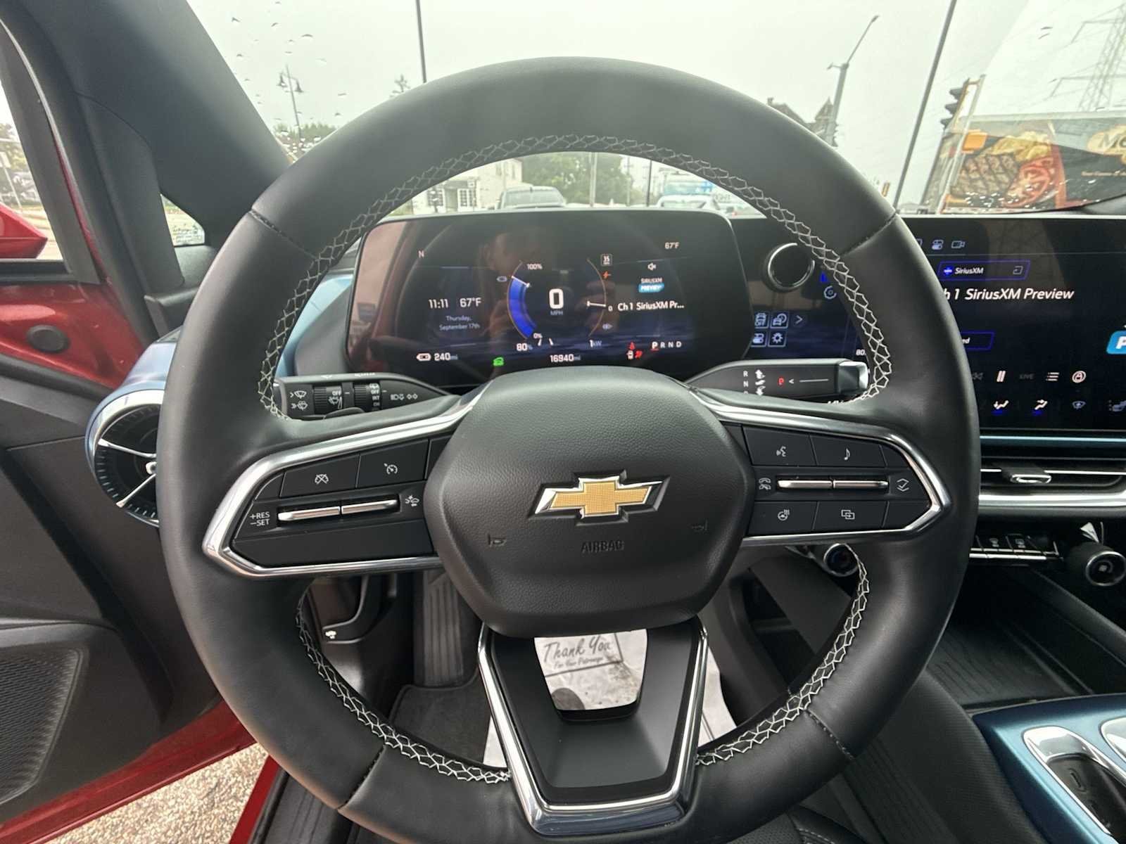 2024 Chevrolet Equinox EV LT - Photo 11