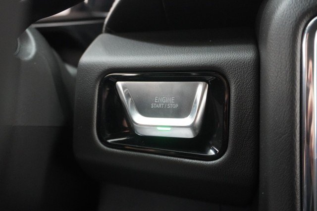 2026 GMC Yukon XL Denali - Photo 33