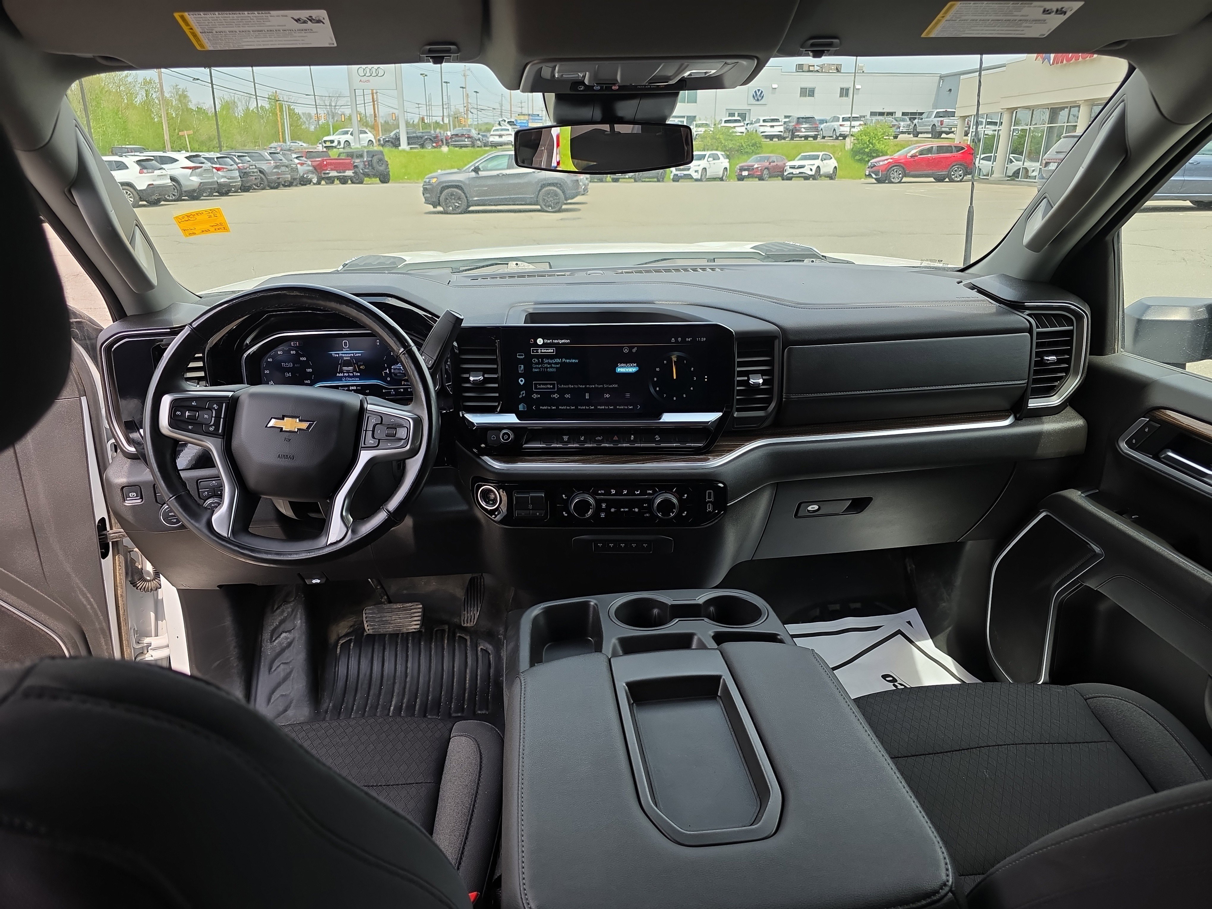 Used 2025 Summit White Chevrolet LT image 11