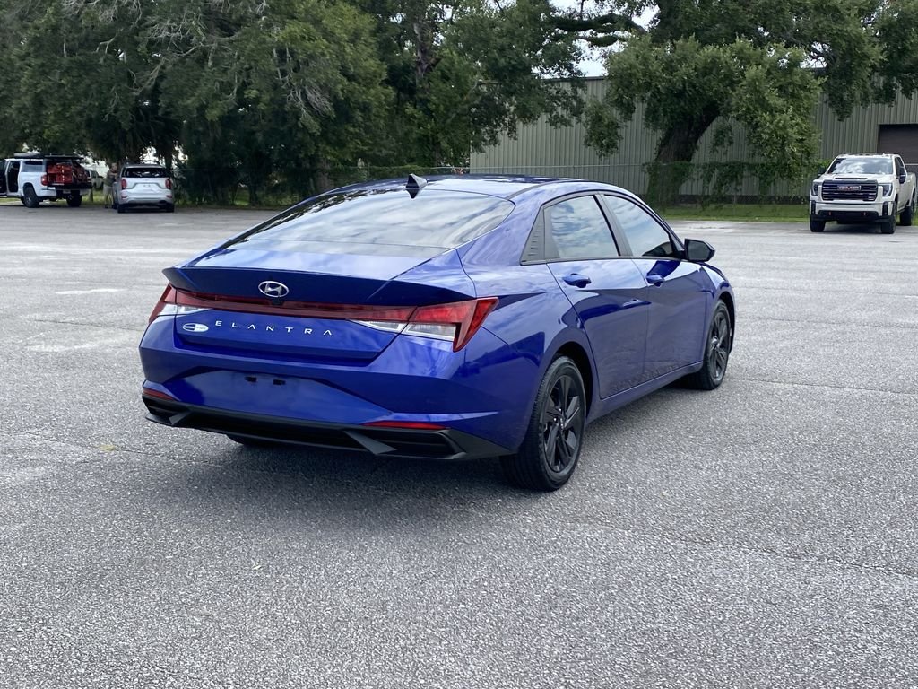 Used 2021 Intense Blue Hyundai SEL image 8