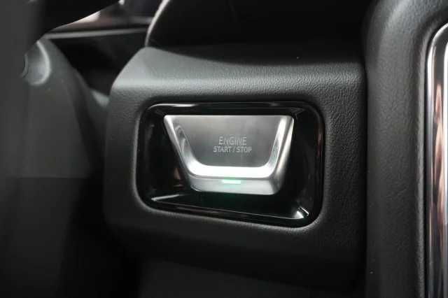 2026 GMC Yukon XL Denali - Photo 33