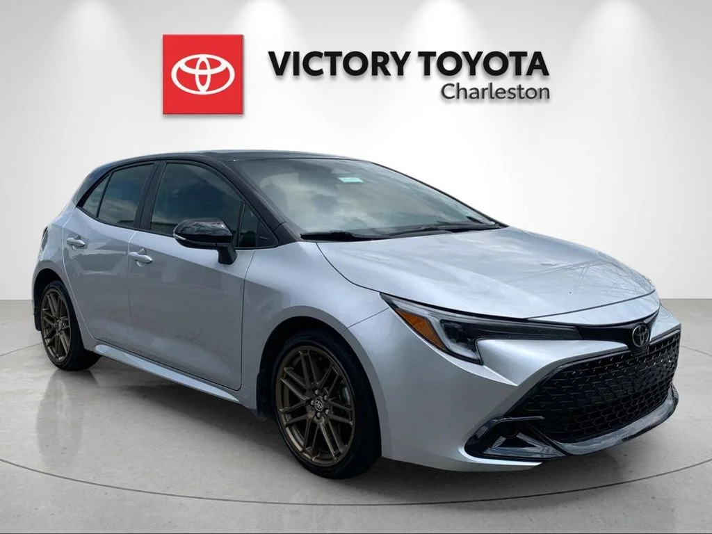 Used 2025 Silver Toyota Nightshade image 5