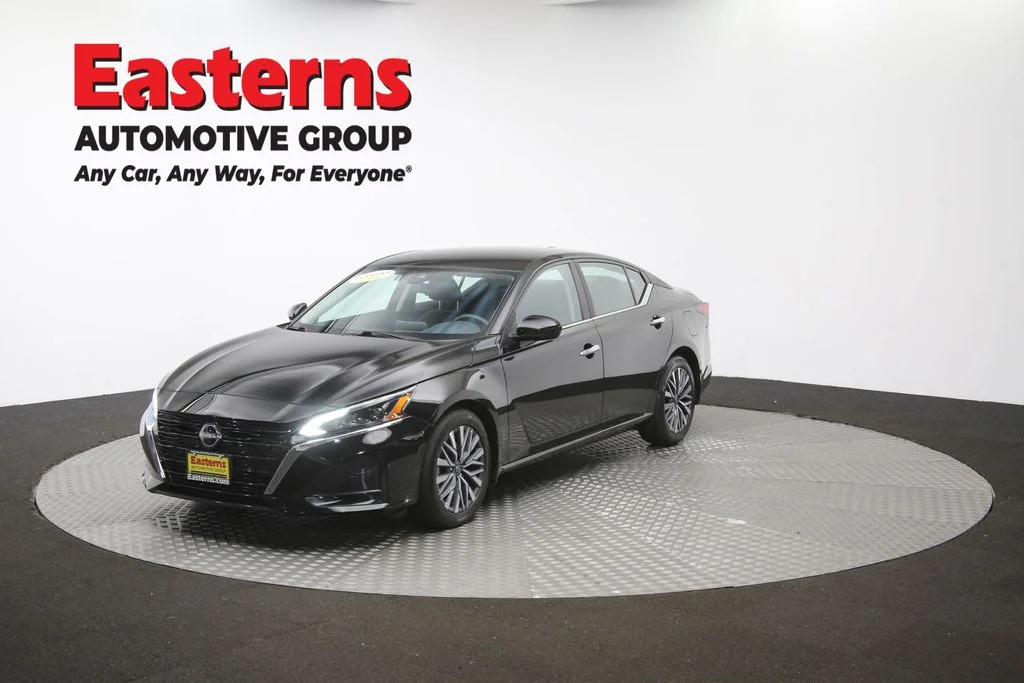 Used 2023 Black Nissan 2.5 SV image 54