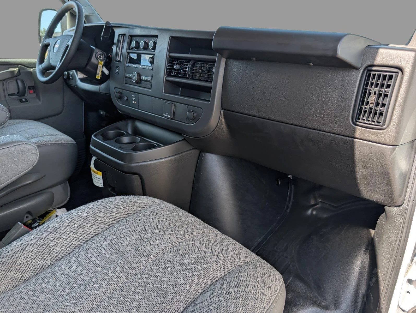 New 2026 Summit White GMC Work Van image 29