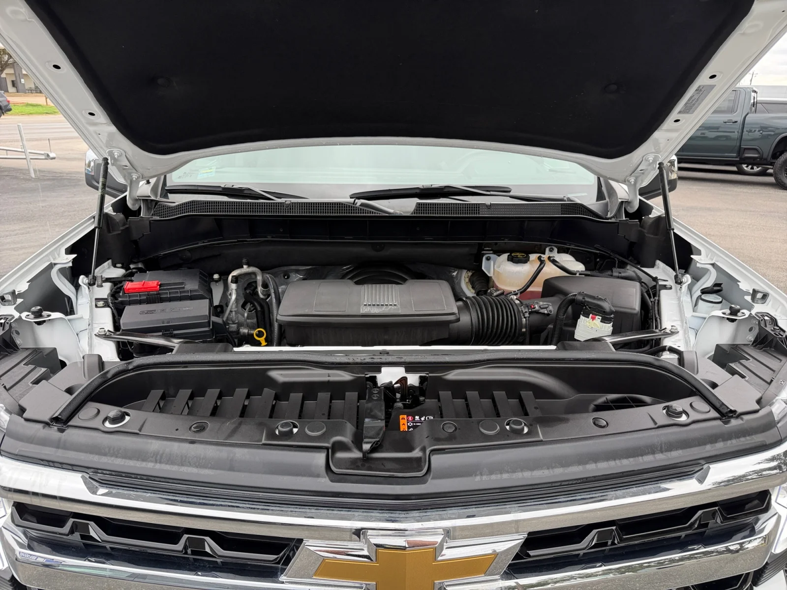 Used 2026 Summit White Chevrolet LT image 20