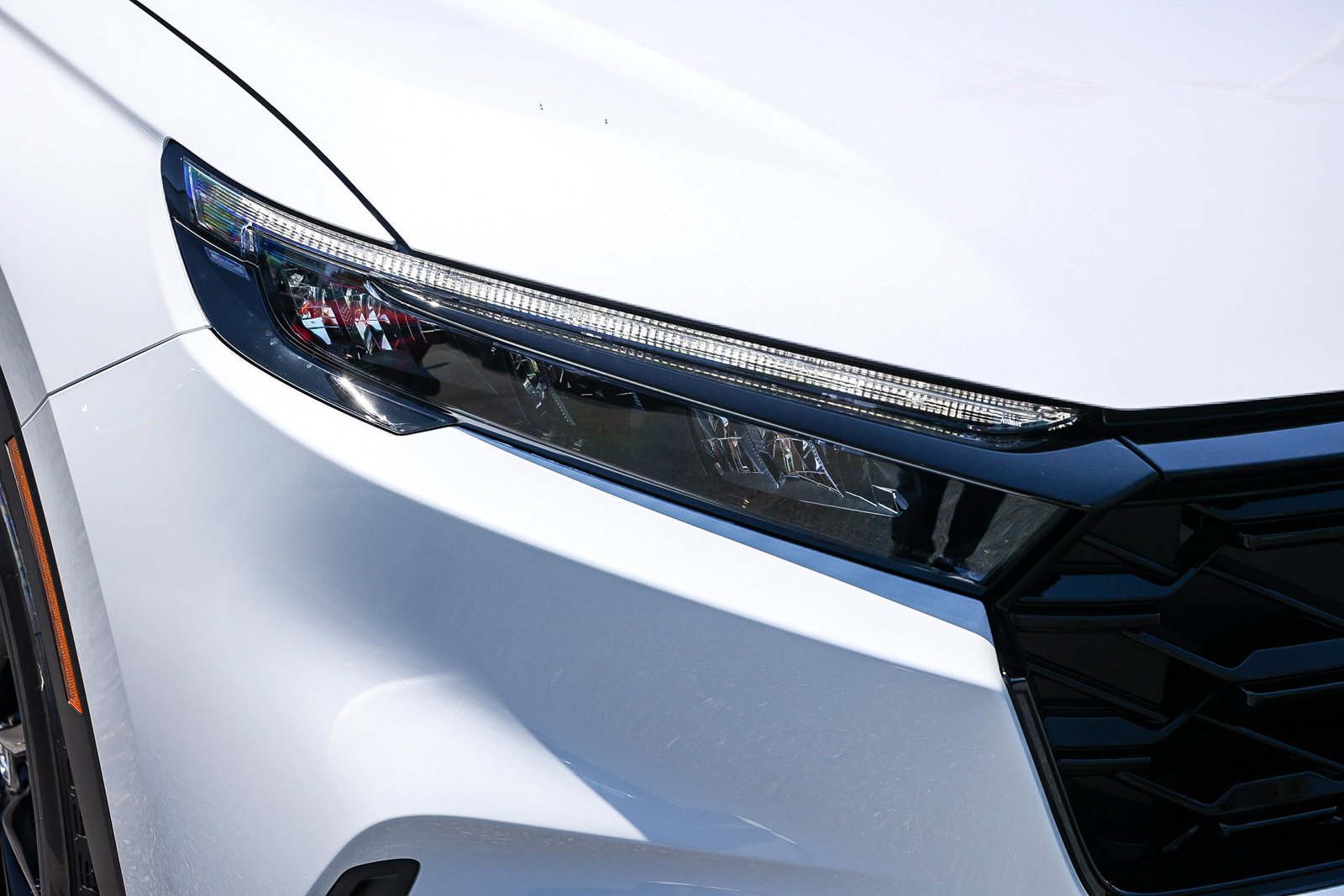 New 2026 Platinum White Pearl Honda Sport AWD image 13