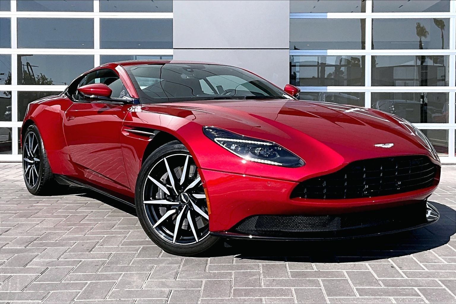 Used 2023 Red Aston Martin Base image 3
