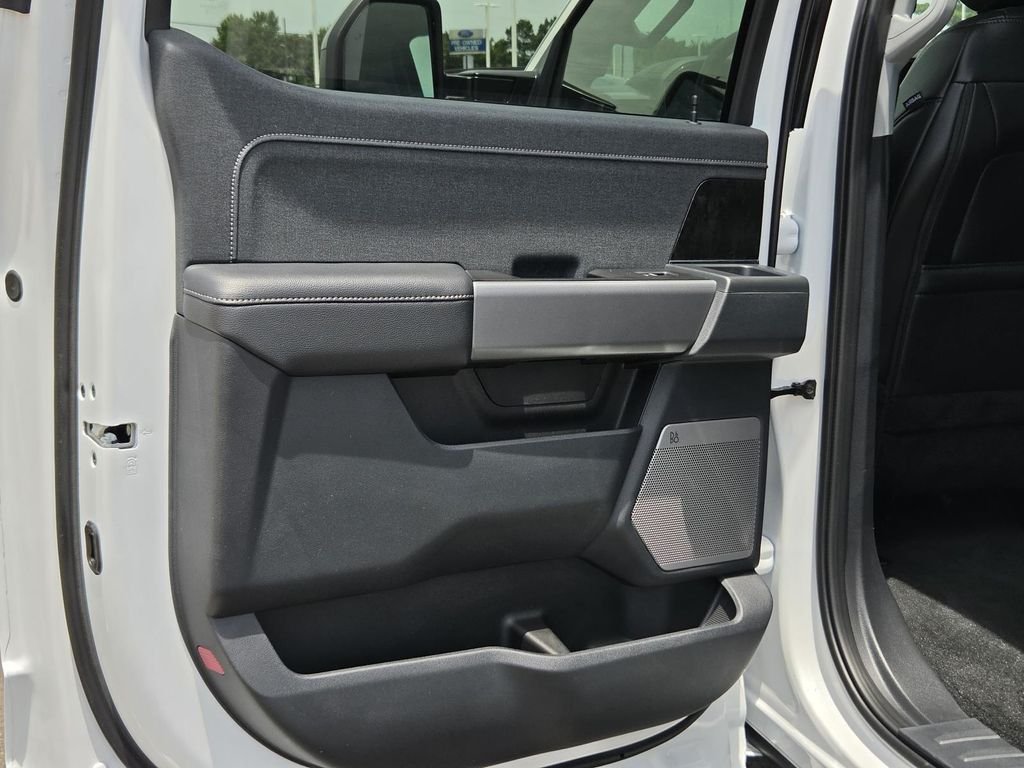 New 2026 White Ford Lariat image 38