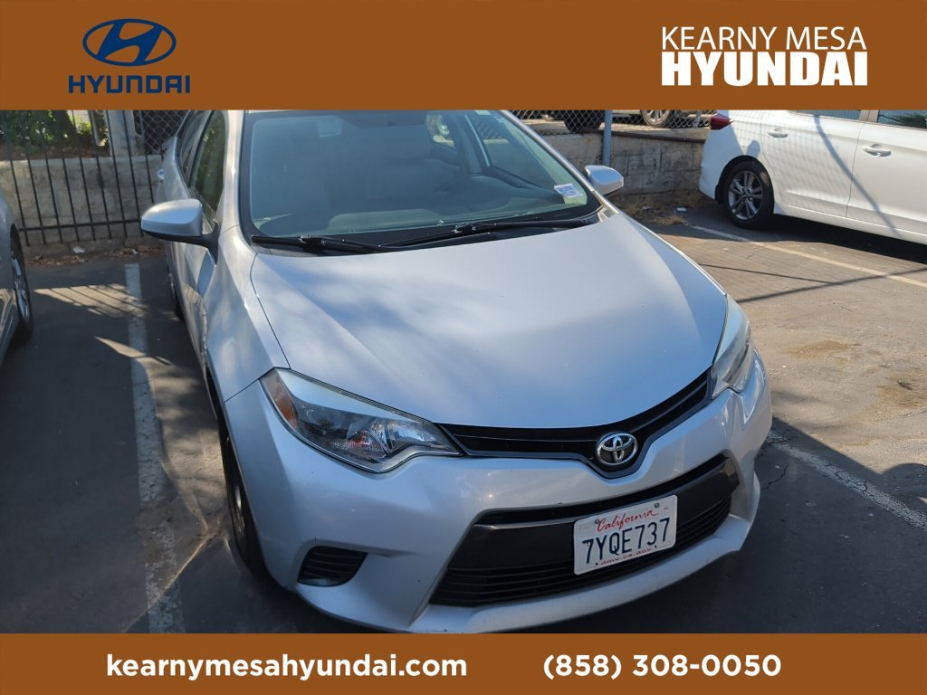 Used 2016 Silver Toyota LE image 1